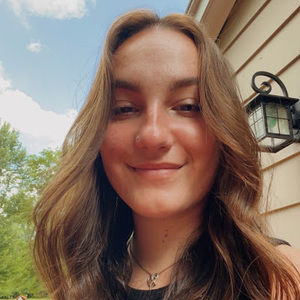 Meet your Posher, Carly